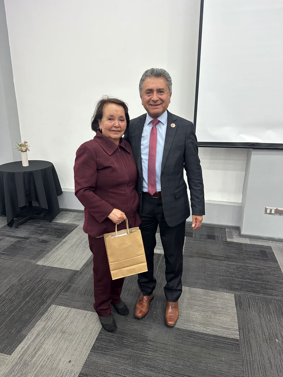 WhatsApp Image 2025-10-18 at 5.28.48 PM (1) WhatsApp Image 2025-10-18 at 5.28.48 PM (1)